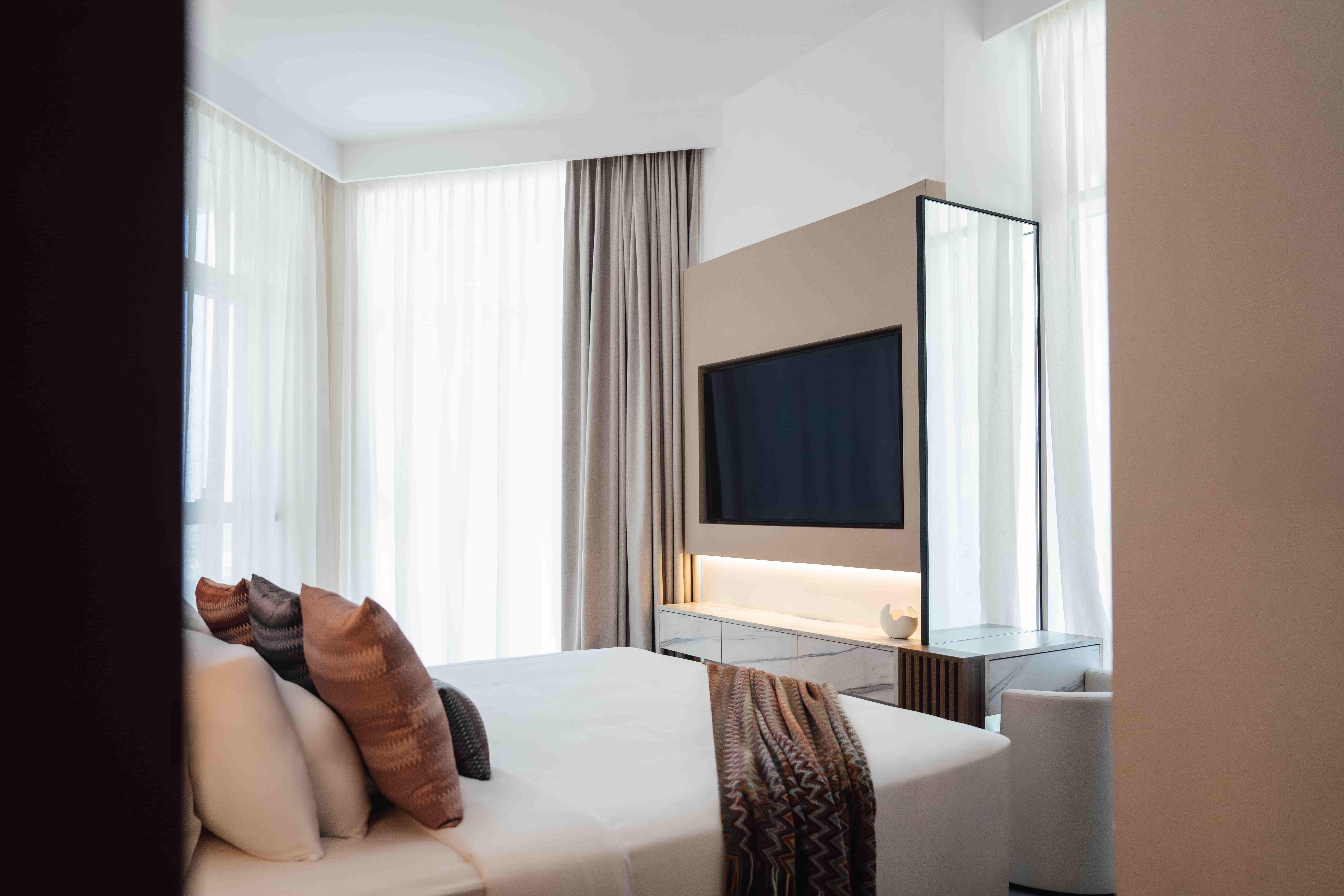 Two Bedroom Deluxe Apartment City View with Balcony